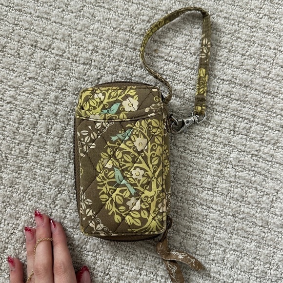 Vera Bradley Wristlet Coin Wallet Purse Retired Green Yellow 3.5x6 zipper strap - Picture 3 of 4